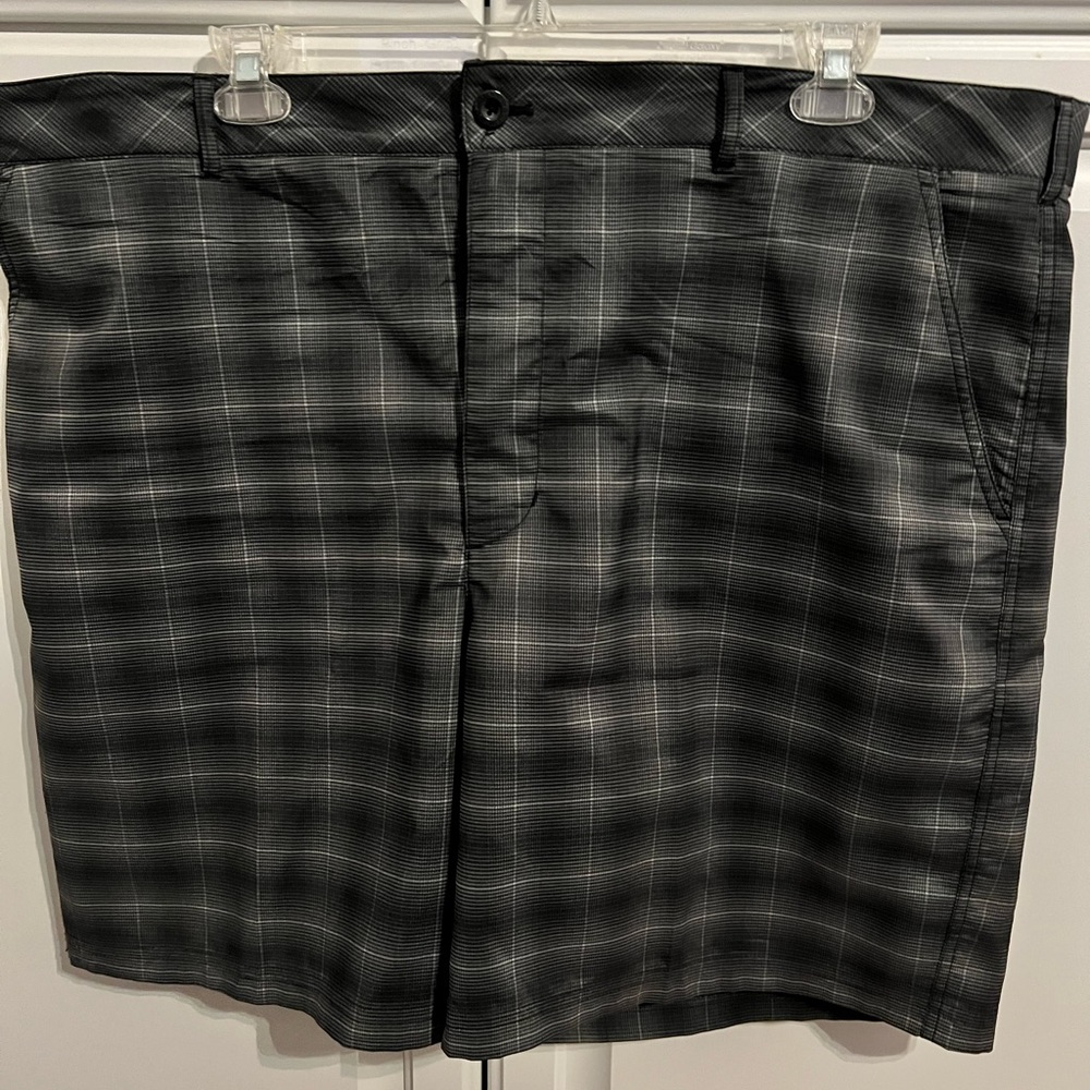 Reebok golf shorts 44